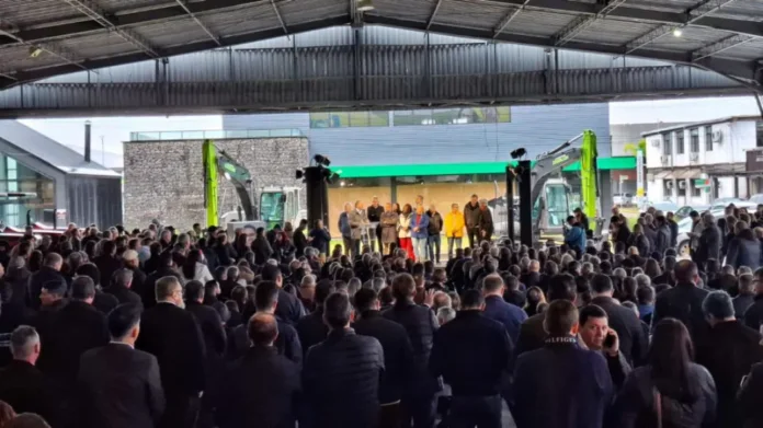 Municípios de Casca e Vanini recebem máquinas agrícolas em entrega do Governo do Estado