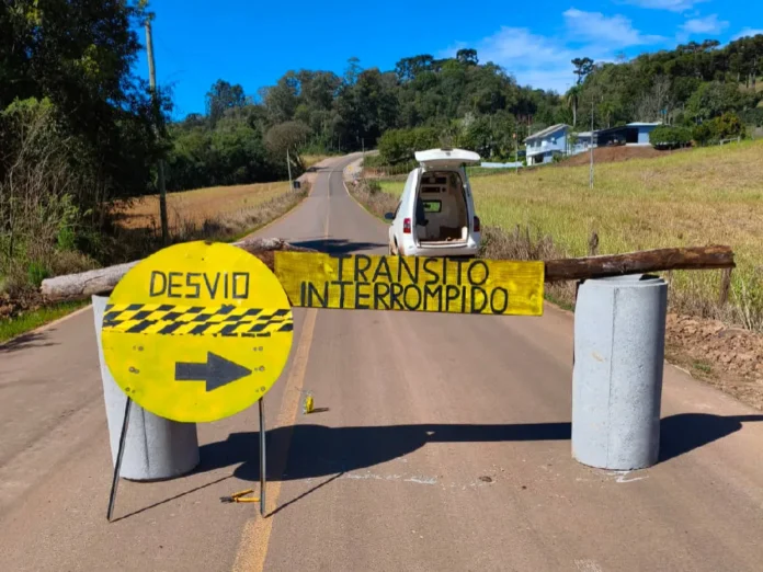 Trecho entre o Morro do Razera e São Pelegrino é interditado para obras em David Canabarro
