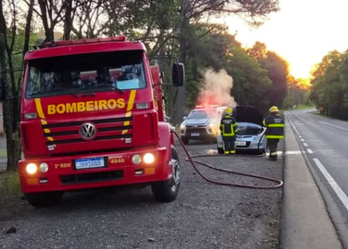 SCAB atende incêndio em veículo na ERS-324, em Casca
